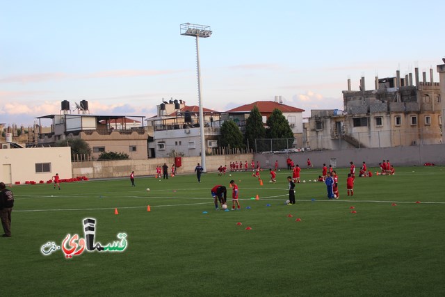 فيديو: قفزوا كالغزلان والفرحة والدموع تغمران شاكرين الرحمن وابو العبد بالحسبان في افتتاح ملعبهم الخضراوان   